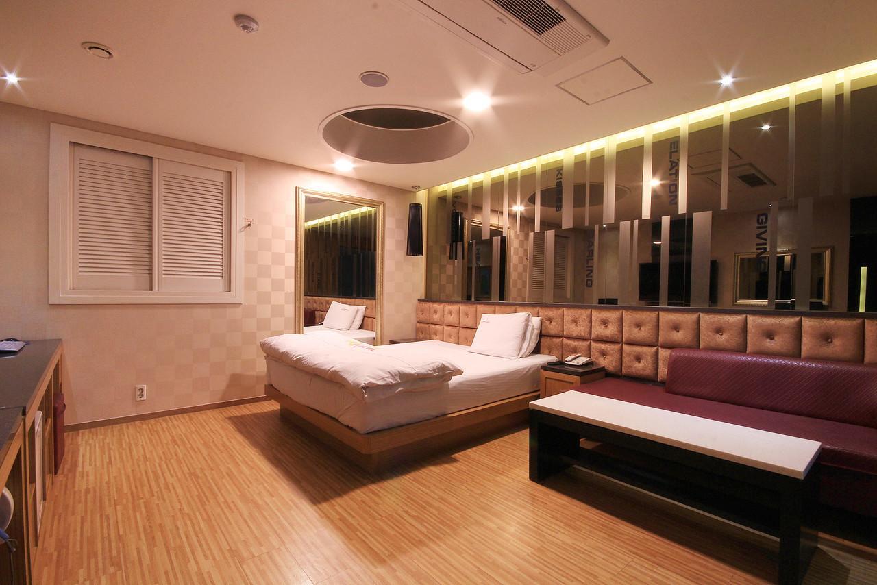 Khan Motel Daegu Exterior photo